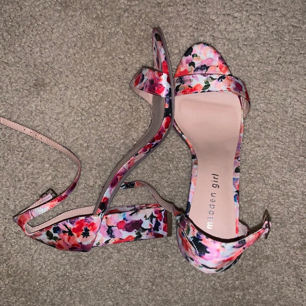 Floral heels